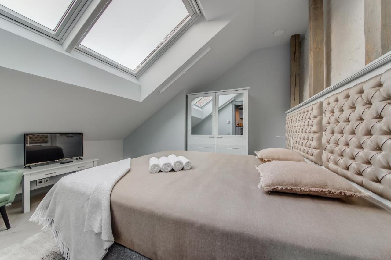 #stayhere - Modern Luxury In The Heart Of Old Town Apartment *