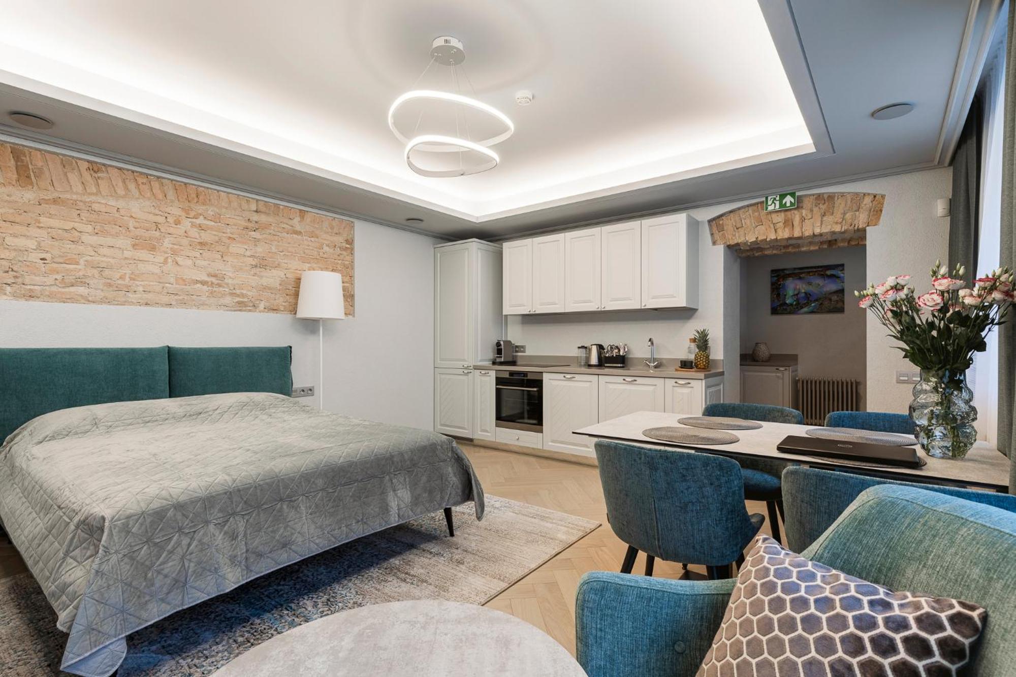 #stayhere - Modern Luxury In The Heart Of Old Town