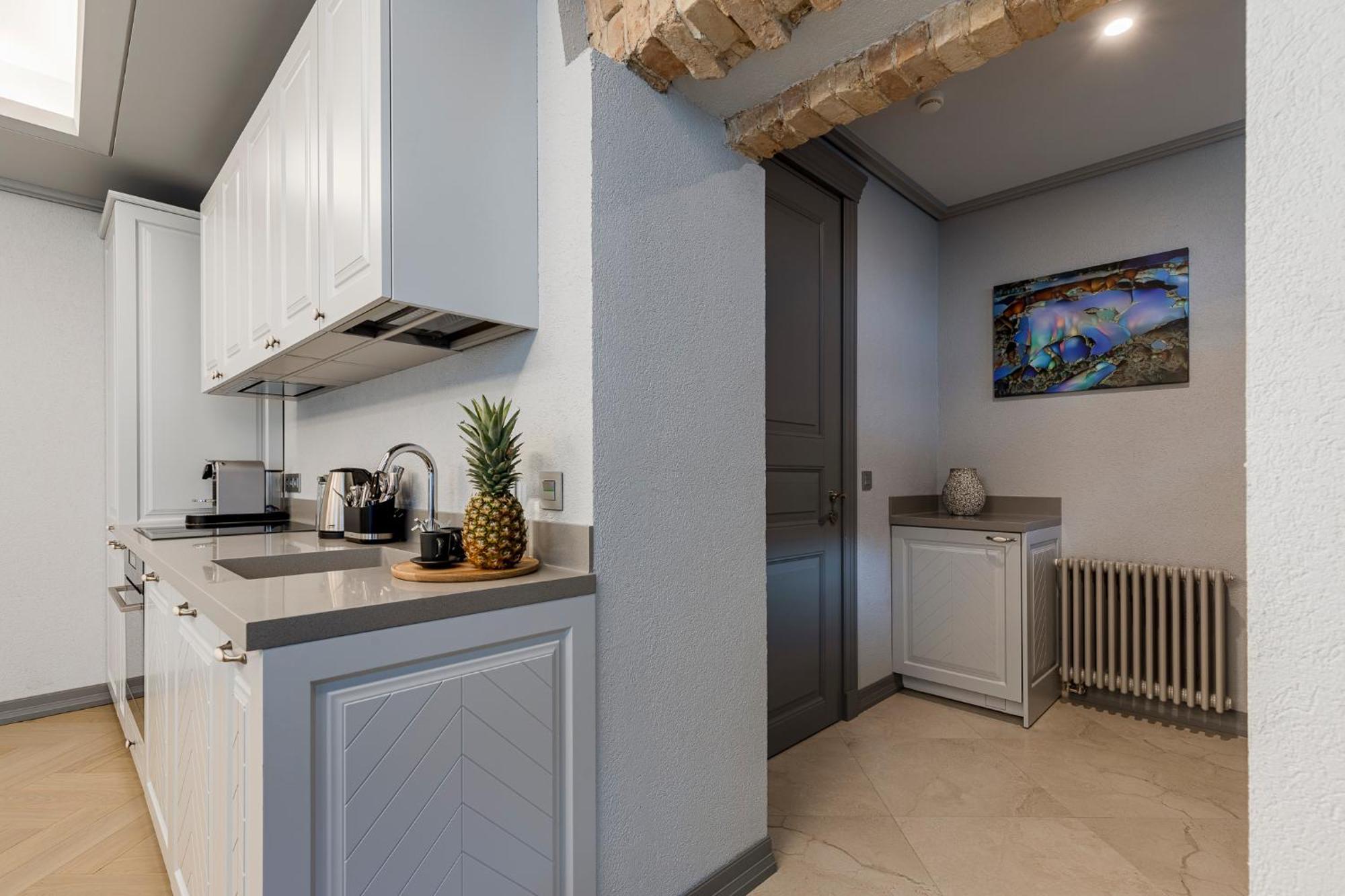 #stayhere - Modern Luxury In The Heart Of Old Town